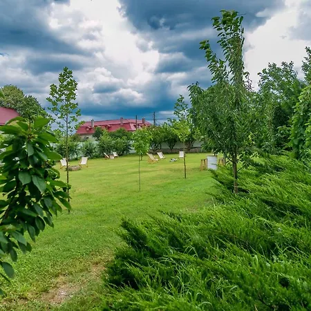 Heaven Garden Două Mai