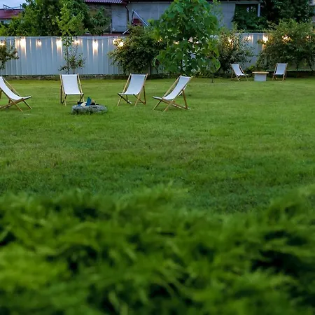 Heaven Garden Gasthuis Două Mai